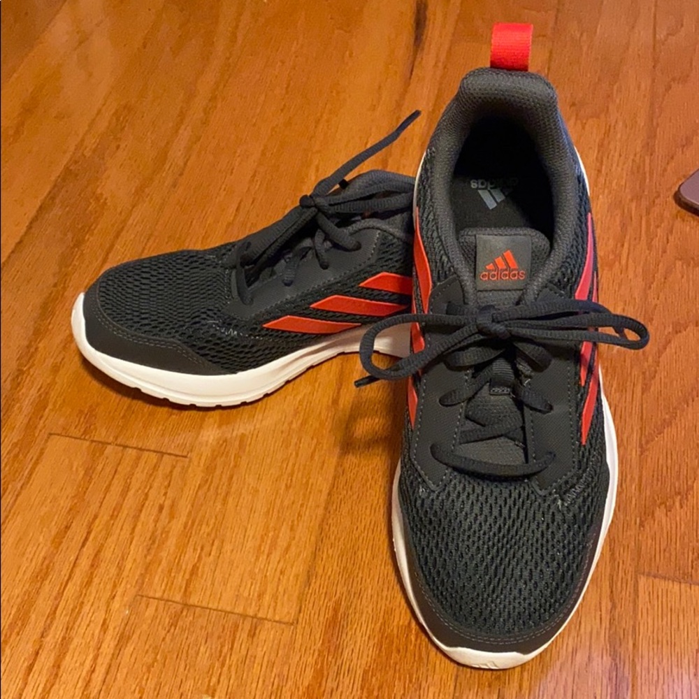 NWOT Adidas Kids Altarun Running Shoes